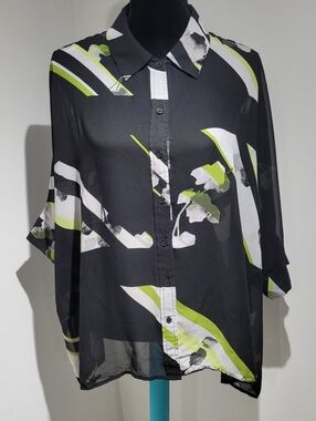 Lane Bryant Women's Sheer Button Down Graphic Dolman Sleeve Blouse 14/16 Black